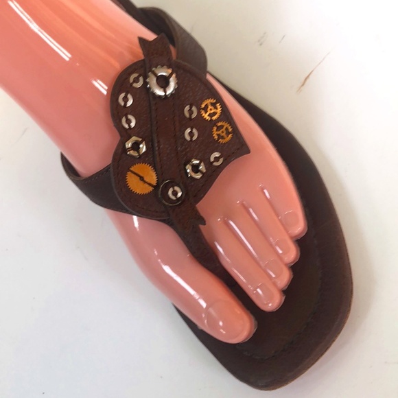 Brown Prada Kitten Heel Thong Sandals - Picture 3 of 13